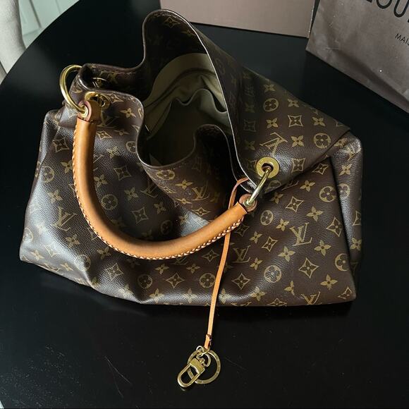 Louis Vuitton Artsy MM Monogram Canvas - Picture 5 of 16
